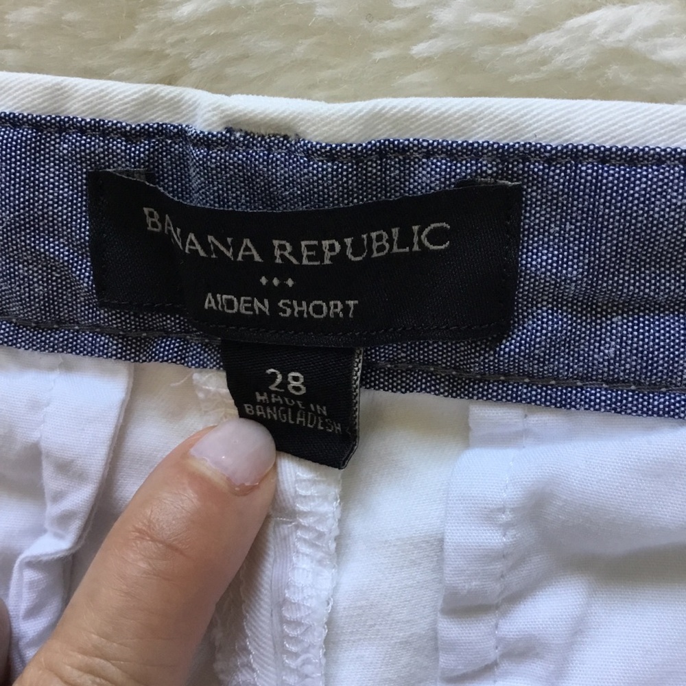 Banana Republic White Men Aiden Chino Shorts - Picture 3 of 15